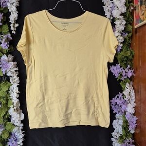 croft & barrow Pale Yellow Short Sleeve Crewneck Tee